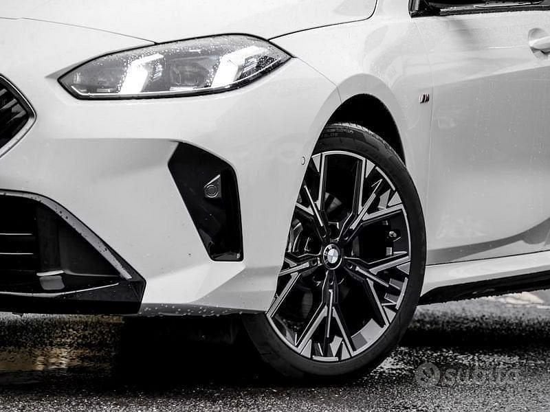 Usata BMW 120 M Sport 150 CV (110 kW) 2025 Bianco Utilitaria