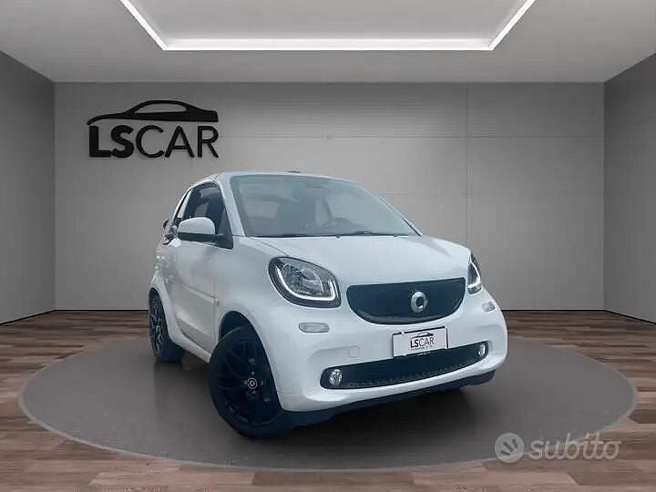 Usata Smart ForTwo Cabrio Passion 71 CV (52 kW) 2018 Bianco Cabrio