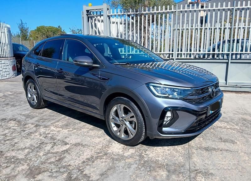 Usata VW Taigo R-line 110 CV (80 kW) 2022 Grigio SUV