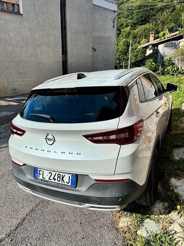 Usata Opel Grandland X Innovation 120 CV (88 kW) 2017 Bianco SUV