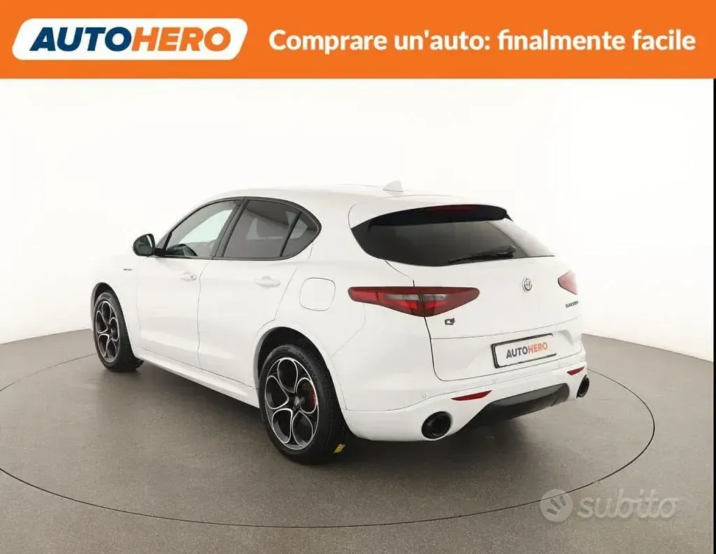 Usata Alfa Romeo Stelvio Veloce 209 CV (153 kW) 2021 Bianco SUV