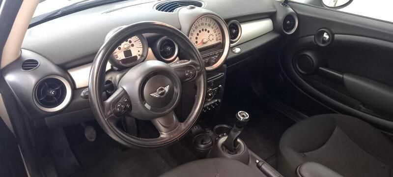Usata Mini Cooper D 89 CV (65 kW) 2012 Bianco Utilitaria
