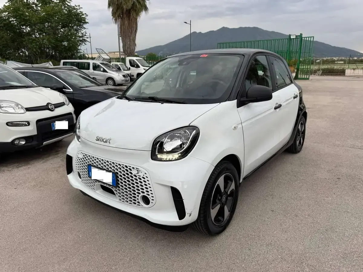 Usata Smart ForFour Passion 71 CV (52 kW) 2019 Bicolore Utilitaria