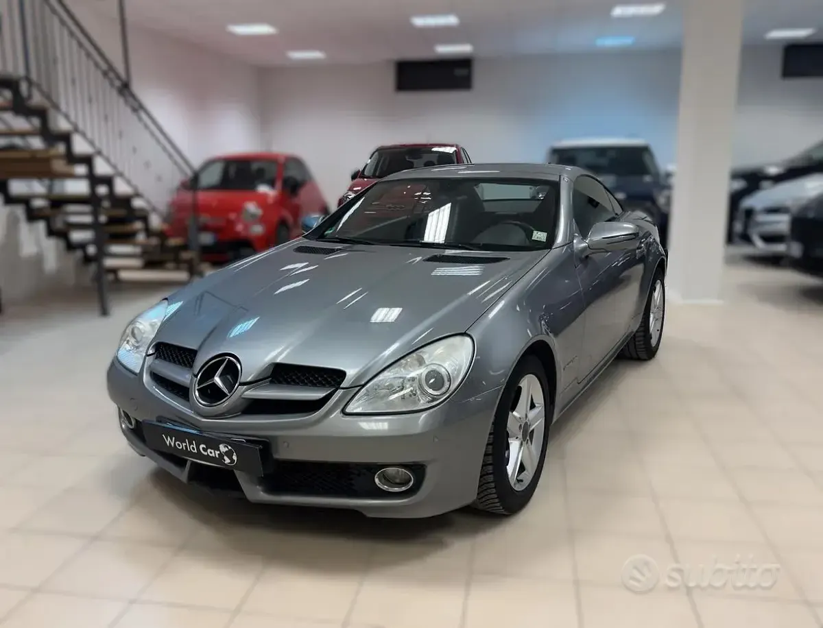 Usata Mercedes SLK200 184 CV (135 kW) 2008 Grigio Cabrio