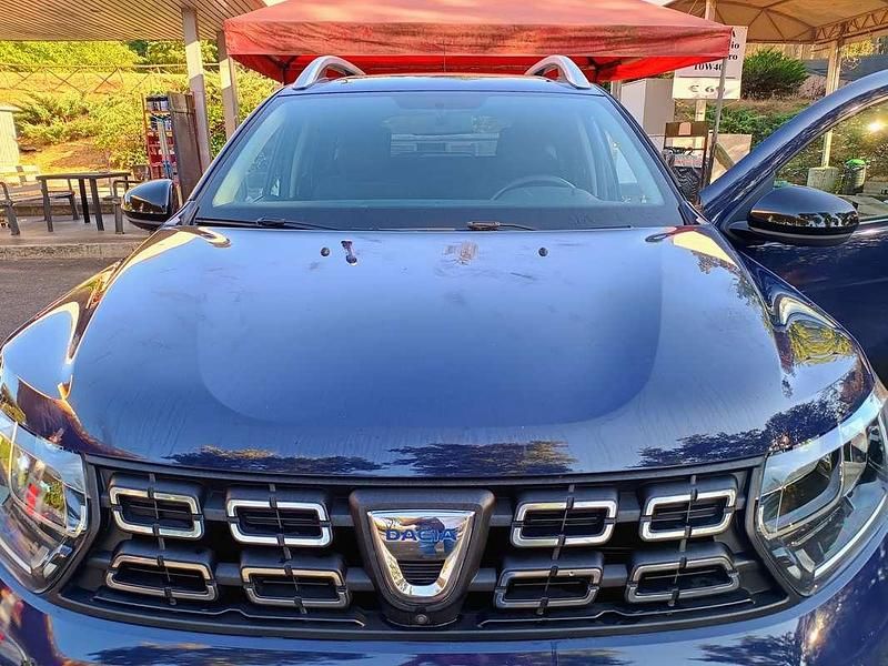 Usata Dacia Duster Anniversary 101 CV (74 kW) 2020 Blu/azzurro SUV