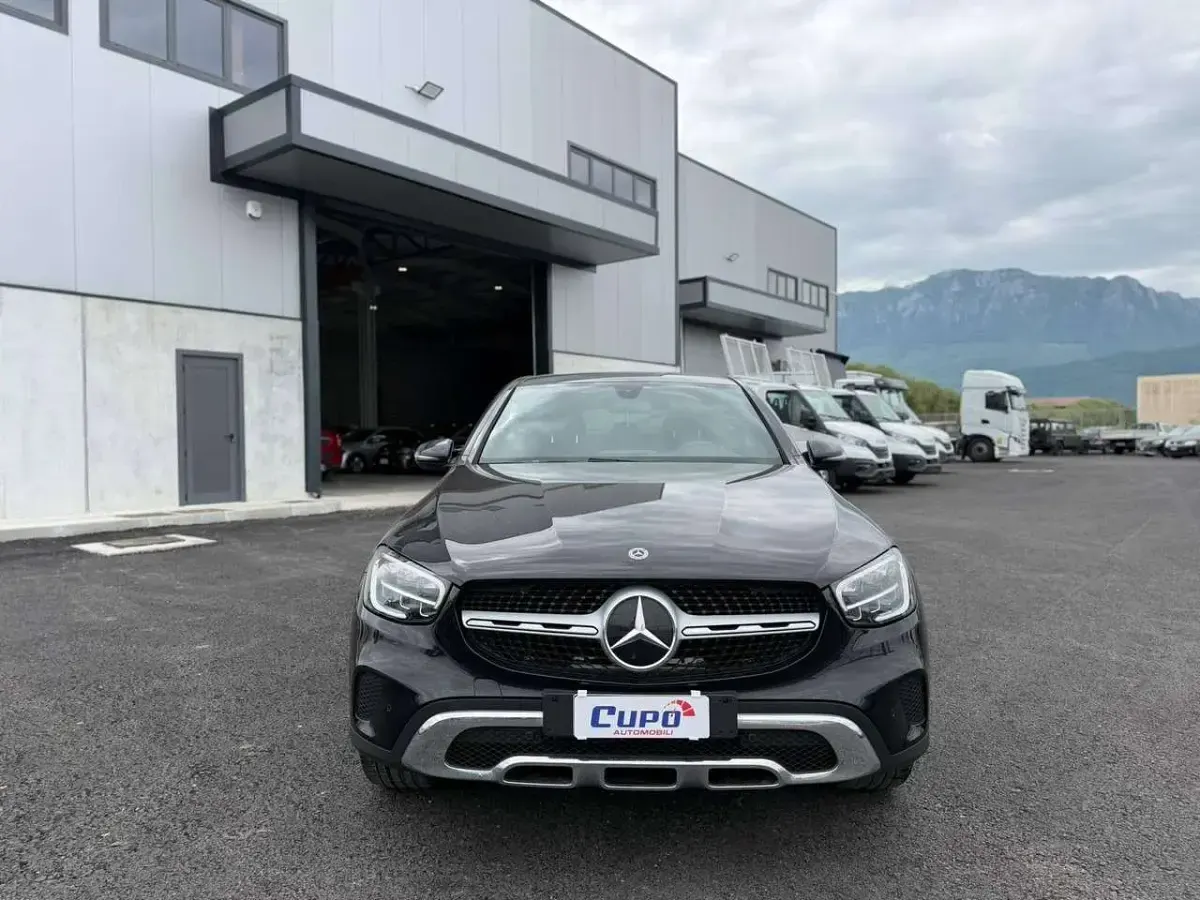 Usata Mercedes GLC400d Executive 330 CV (242 kW) 2021 Other SUV
