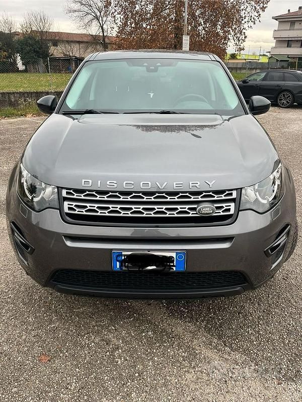 Usata Land Rover Discovery Sport HSE Luxury 150 CV (110 kW) 2016 Grigio SUV