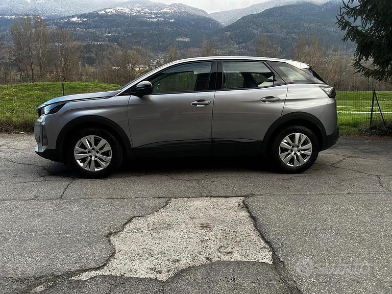 Usata Peugeot 3008 131 CV (96 kW) 2022 Grigio SUV