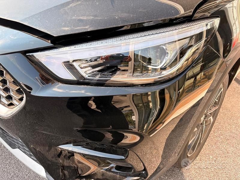 Usata MG ZS Luxury 106 CV (77 kW) 2022 Nero SUV