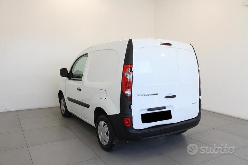 Usata Renault Kangoo 70 CV (51 kW) 2011 Bianco Monovolume