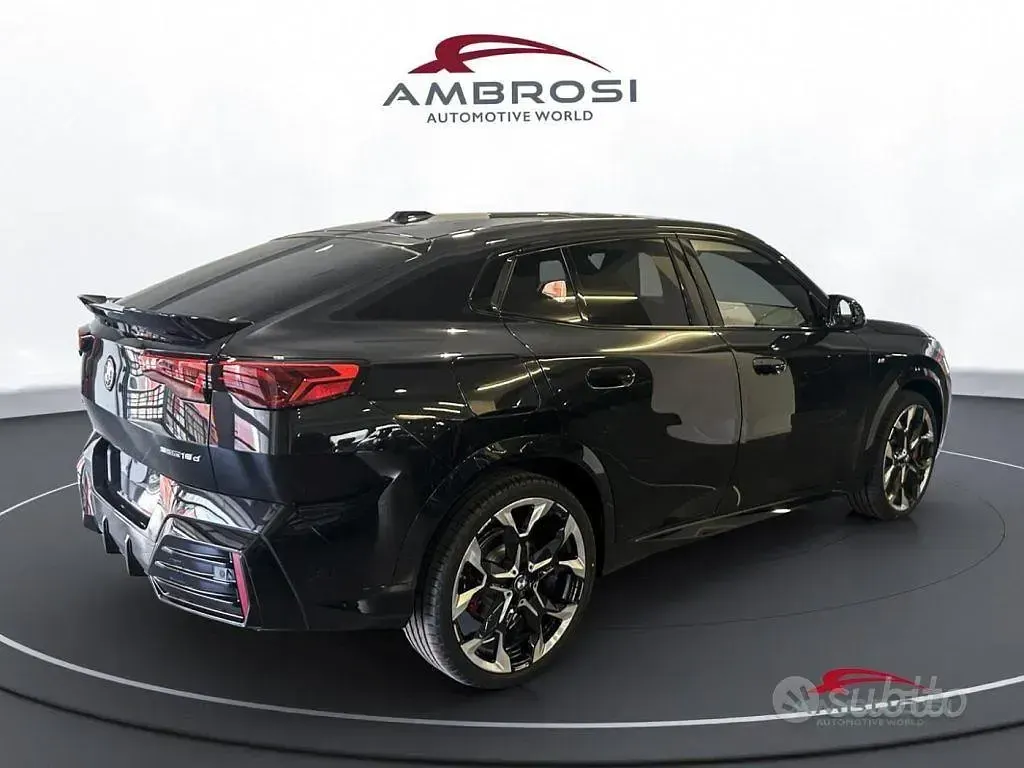 Ny BMW X2 Comfort Edition 150 HK (110 kW) 2026 Svart SUV