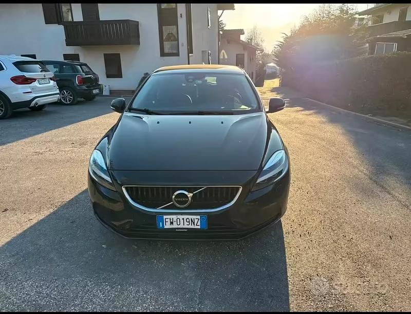 Usata Volvo V40 2019 Nero Berlina