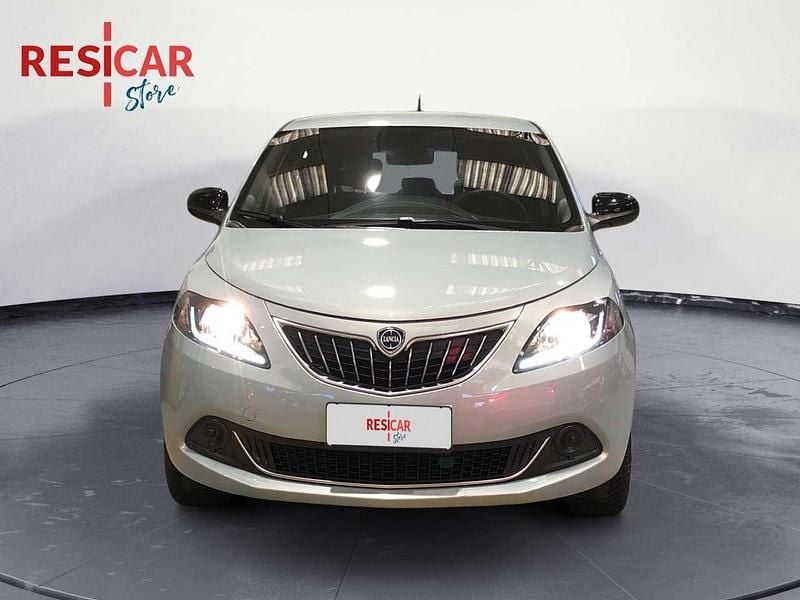 Usata Lancia Ypsilon 69 CV (50 kW) 2024 Azzurro Utilitaria