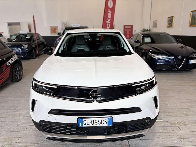 Usata Opel Mokka Elegance 101 CV (74 kW) 2022 Bianco perla SUV