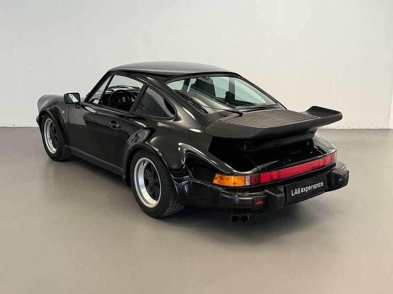 Usata Porsche 930 300 CV (220 kW) 1986 700 82 schwarz a1 Coupé