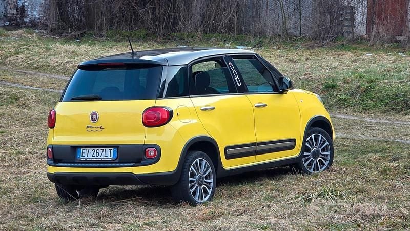 Usata Fiat 500L 120 CV (88 kW) 2015 Giallo Monovolume