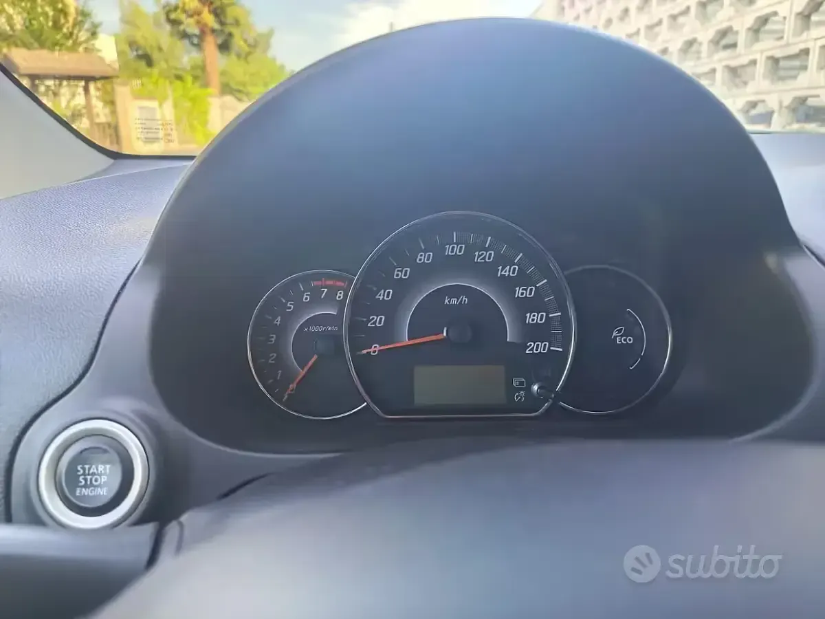 Usata Mitsubishi Space Star 71 CV (52 kW) 2017 Grigio Utilitaria
