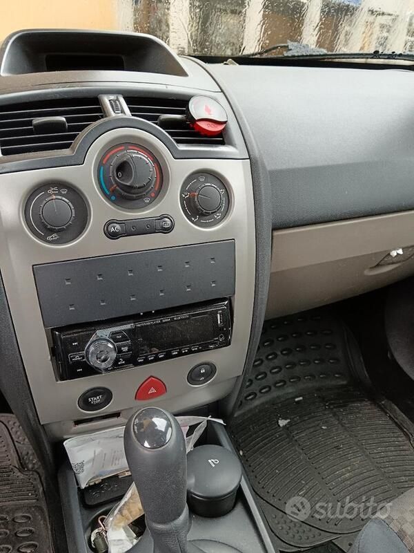 Usata Renault Mégane 2001 Berlina
