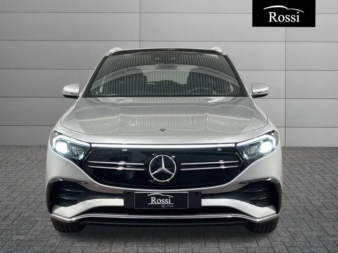 Usata Mercedes EQA250+ Premium Plus 94 kW (129 CV) 2023 Argento metallizzato SUV