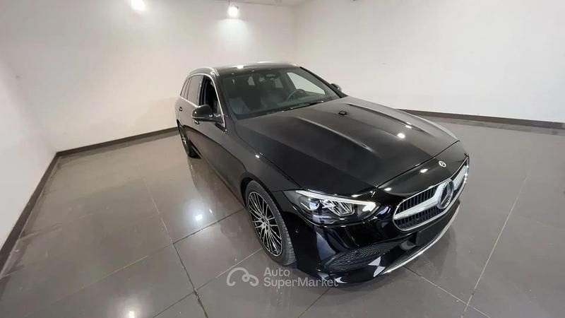 Usata Mercedes C200 163 CV (119 kW) 2024 Nero Station wagon