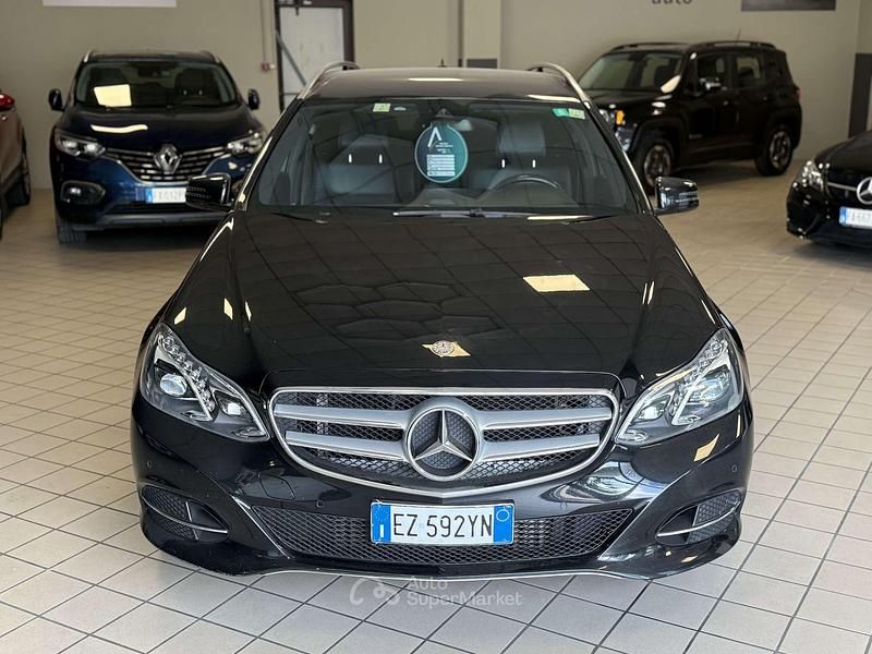 Usata Mercedes E220 Premium 170 CV (125 kW) 2015 Other Station wagon