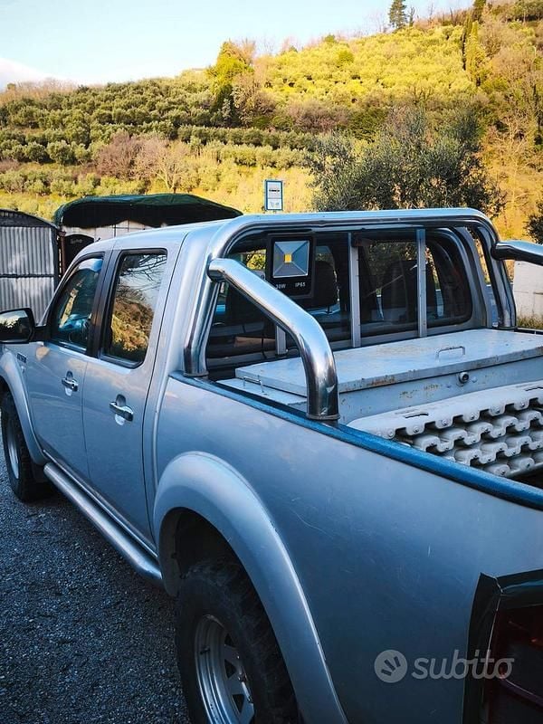 Usata Ford Ranger Limited 143 CV (105 kW) 2007 Grigio Pick-up