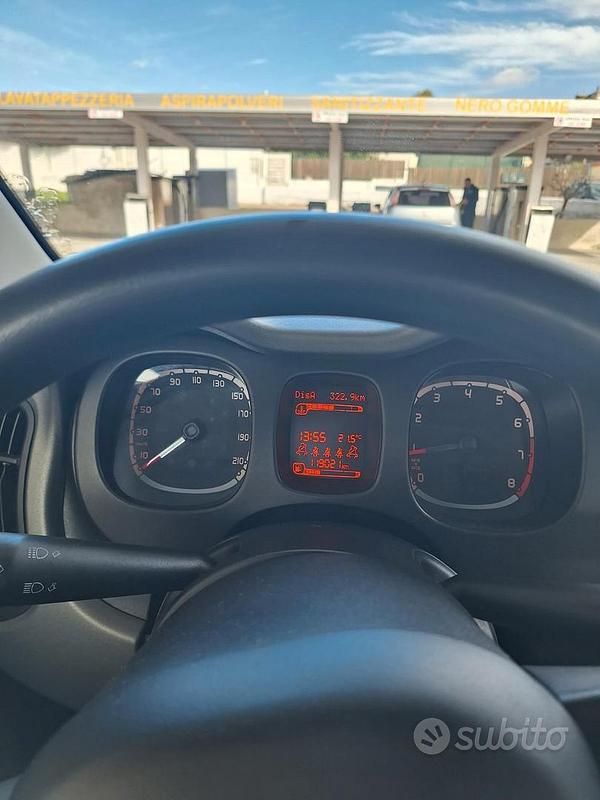 Usata Fiat Panda 69 CV (50 kW) 2019 Blu Utilitaria