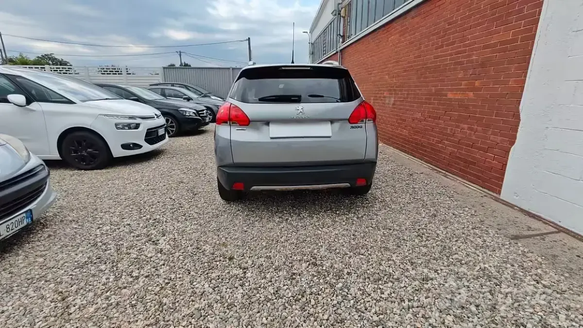 Usata Peugeot 2008 Allure 120 CV (88 kW) 2016 Grigio SUV