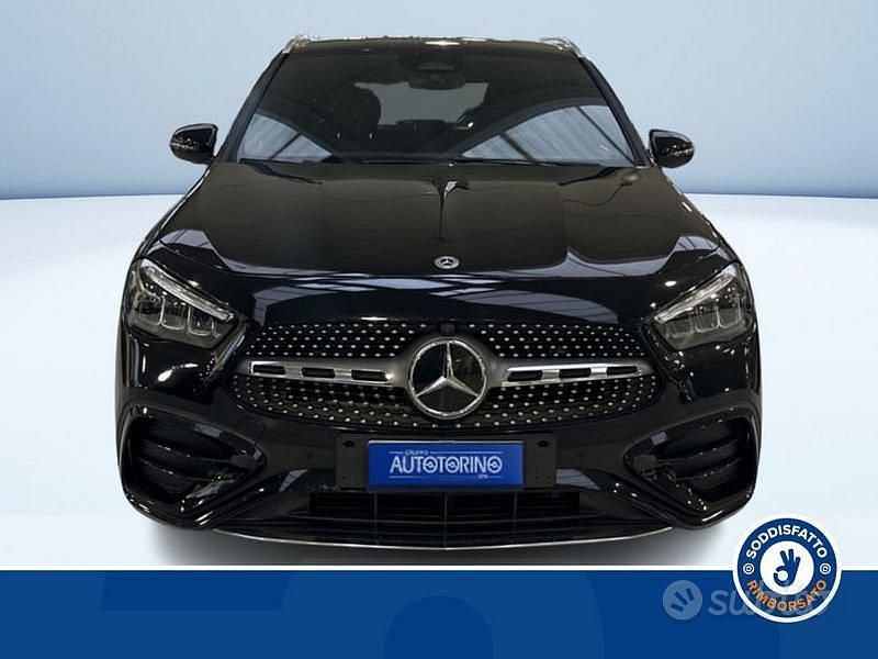 Usata Mercedes GLA180 AMG line 115 CV (84 kW) 2025 Nero SUV