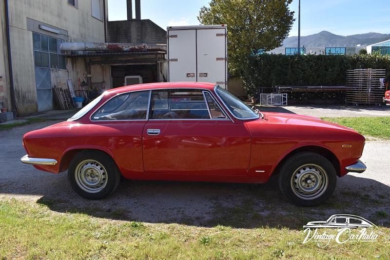 Usata Alfa Romeo GT Sprint 107 CV (78 kW) 1964 Rosso Coupé