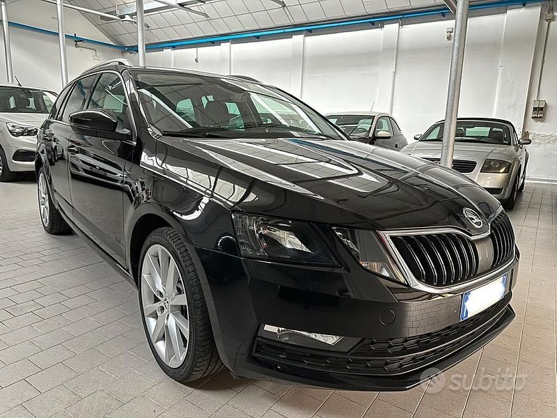 Usata Skoda Octavia Style 150 CV (110 kW) 2019 Nero Station wagon