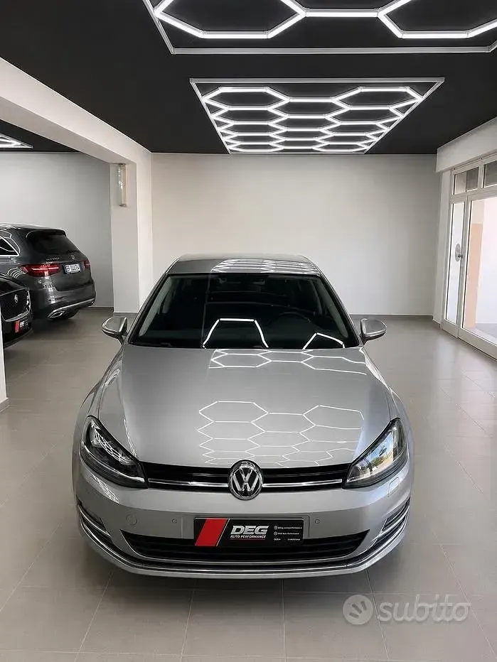 Usata VW Golf VII Comfortline 105 CV (77 kW) 2013 Grigio Berlina