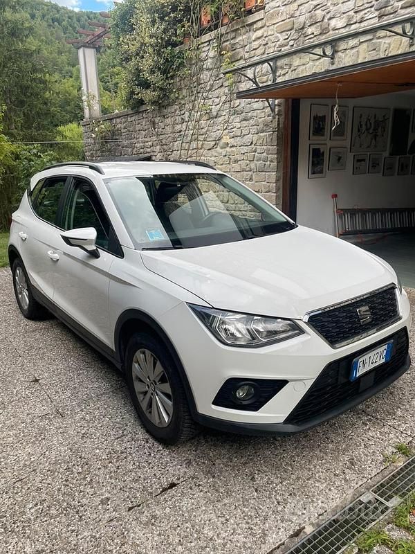 Bianco Usata 2017 Seat Arona Style SUV | 9500 € (Buon prezzo) - Immagine 1/4