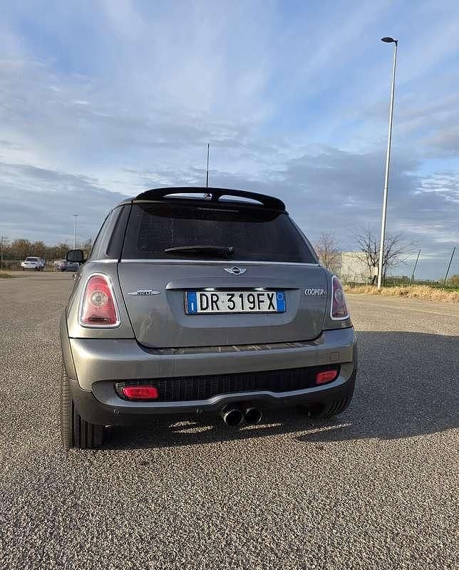 Usata Mini John Cooper Works Chili 211 CV (155 kW) 2008 Utilitaria