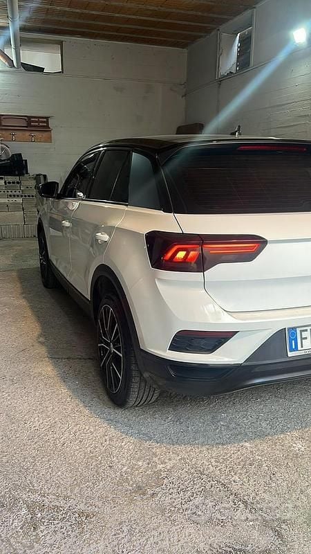 Usata VW T-Roc 150 CV (110 kW) 2019 Bianco SUV