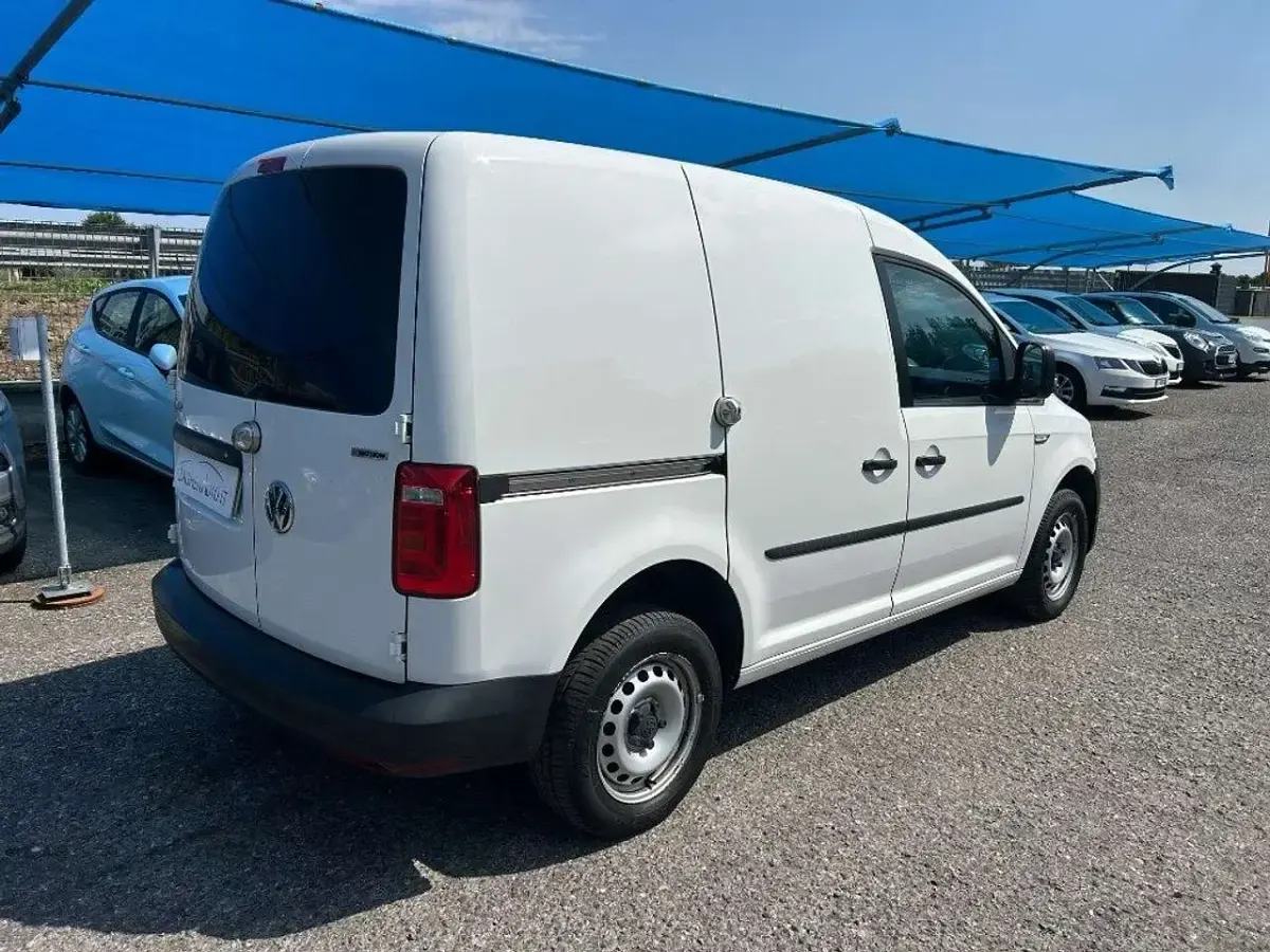Usata VW Caddy 122 CV (89 kW) 2018 Bianco Monovolume