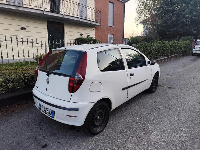 Usata Fiat Punto Active 2009 Bianco Utilitaria