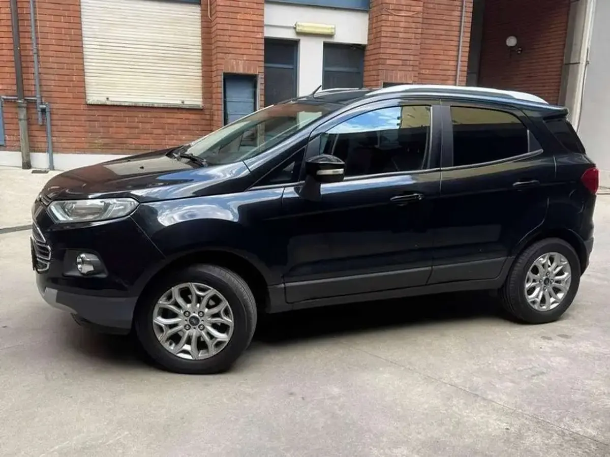 Usata Ford Ecosport Titanium 95 CV (69 kW) 2017 Nero pastello SUV