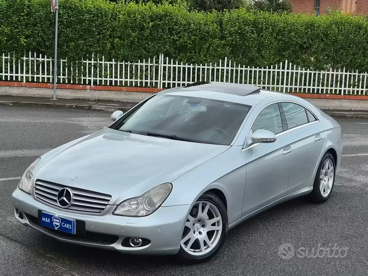 Usata Mercedes CLS320 224 CV (164 kW) 2006 Grigio Berlina