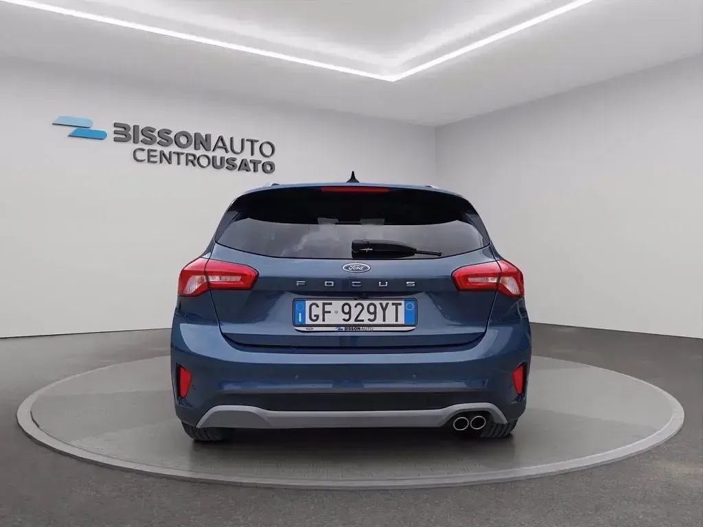 Usata Ford Focus Active 125 CV (91 kW) 2021 Blu Berlina