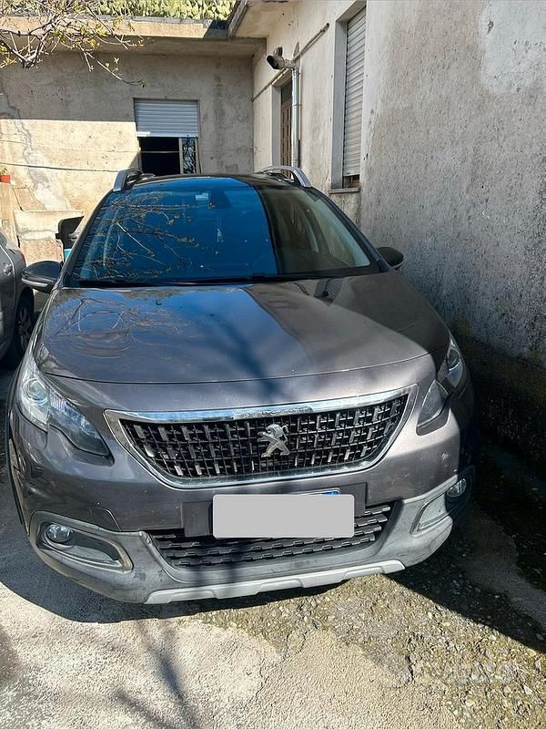 Usata Peugeot 2008 Allure 2016 Grigio SUV