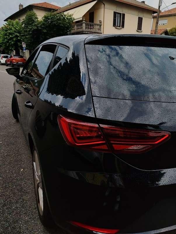 Usata Seat Leon FR 116 CV (85 kW) 2019 Nero Berlina