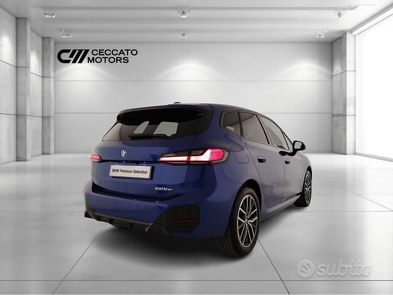 Usata BMW 225 Active Tourer M Sport 245 CV (180 kW) 2024 Blu Monovolume