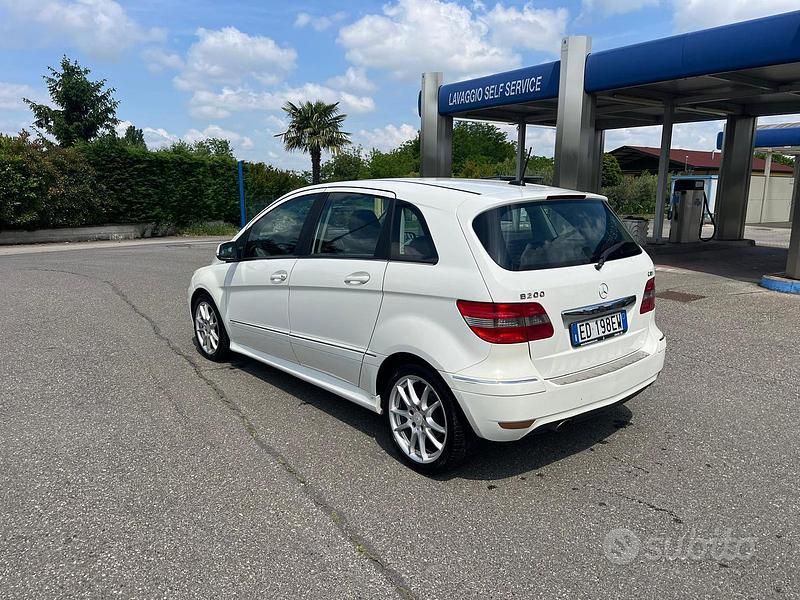 Usata Mercedes 280 2010 Bianco Monovolume