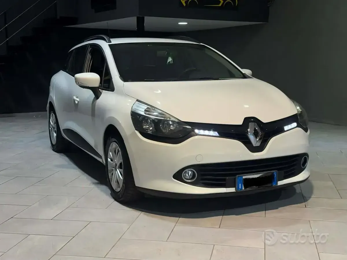 Usata Renault Clio 75 CV (55 kW) 2016 Bianco Station wagon
