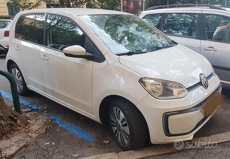 Usata VW e-up! 61 kW (83 CV) 2020 Bianco Utilitaria