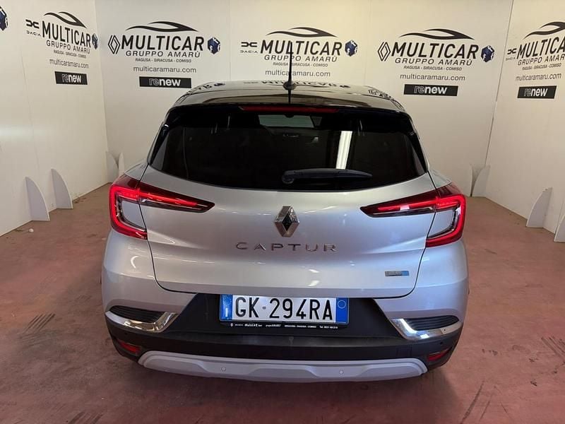 Usata Renault Captur Intens 93 CV (68 kW) 2022 Grigio SUV