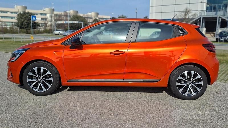 Usata Renault Clio V 67 CV (49 kW) 2023