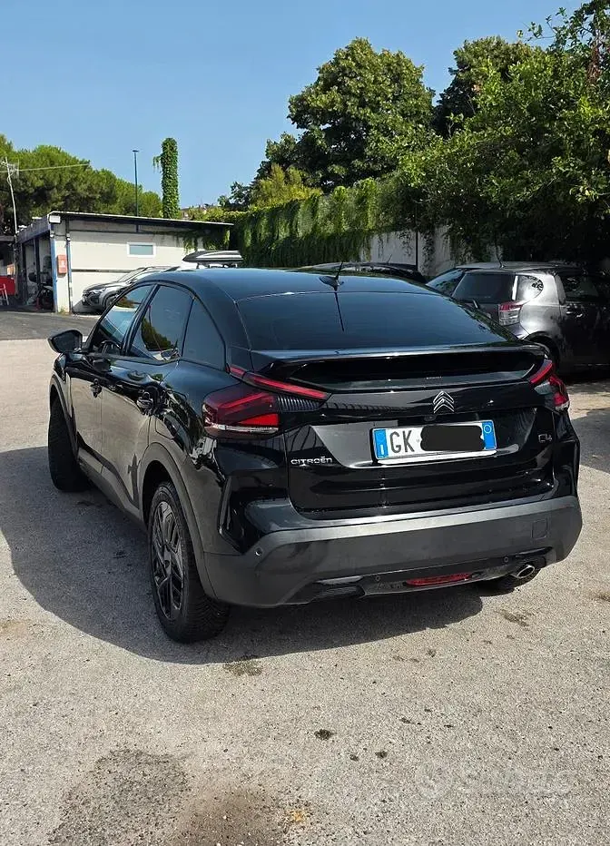 Usata Citroën C4 Feel 110 CV (80 kW) 2022 Nero Berlina