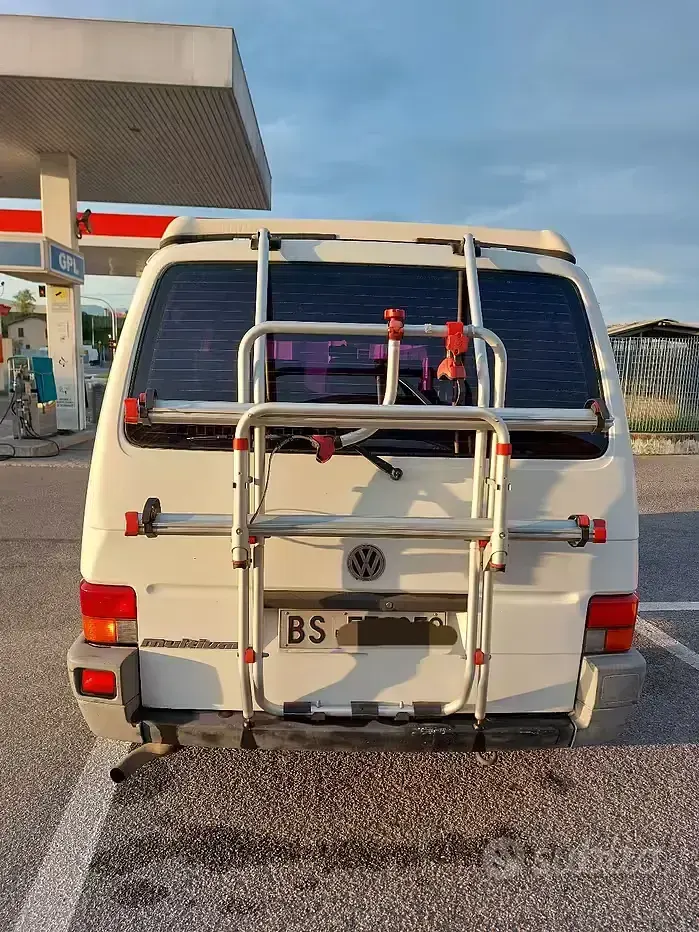 Usata VW Multivan 68 CV (50 kW) 1993 Bianco Monovolume
